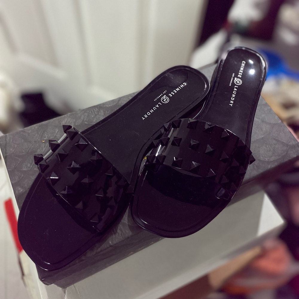 Chinese Laundry Black Pyramid Studded Sandals
